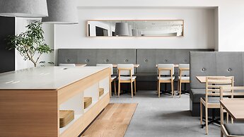 Vessel Inn Sakae Station