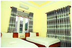 Hoan Chau Homestay - Hostel