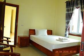 Hoan Chau Homestay - Hostel