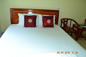 Hoan Chau Homestay - Hostel