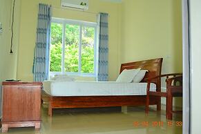 Hoan Chau Homestay - Hostel