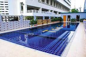 Trio Gems Condo Beach