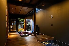 YADORU KYOTO HANARE Kanade No Yado