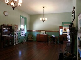 Burra Railway Station Bed & Breakfast