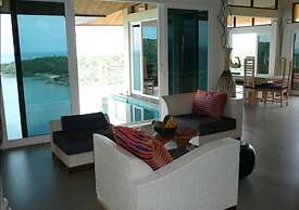 5 Bedroom Seaview Villa Tongson Bay