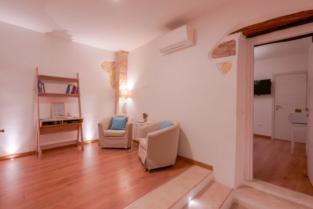 Baco Rooms