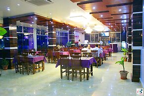 Big Hotel