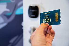 Cinema Hostel Jerusalem