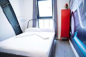 Cinema Hostel Jerusalem