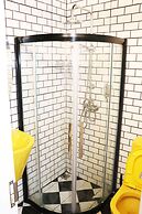 Cinema Hostel Jerusalem