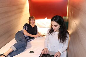 Cinema Hostel Jerusalem