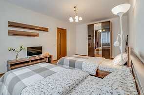 Apartment Vitebskiy prospekt 101 Bldg 4