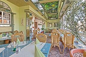 Hotel Mythos