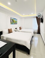 Phuong Dong Hotel & Apartment