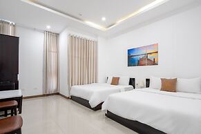 Phuong Dong Hotel & Apartment