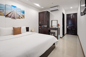 Phuong Dong Hotel & Apartment