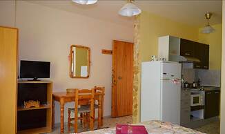Apartments Zoumperi