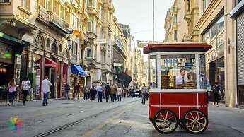 Taksim Cetinkaya Suite