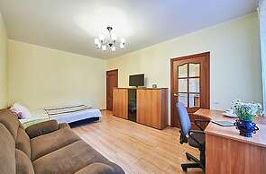 Apartments on ul. Savushkina 16