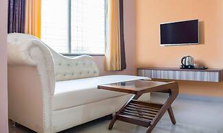 Treebo Naunidh Suites