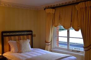 Melbourne Lodge
