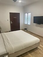 Avenue 11 Boutique Residences