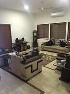 Avenue 11 Boutique Residences