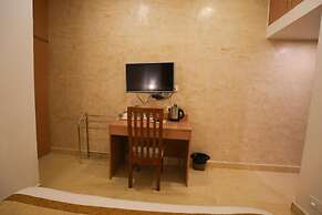 Avenue 11 Boutique Residences