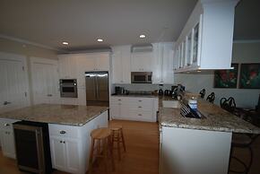 Kokopelli - Bay Front / Marina Front 3 Bedroom Townhouse by RedAwning