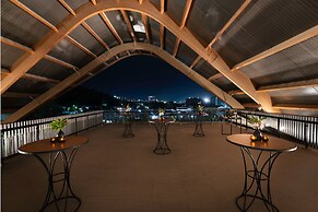 Hilton Port Moresby Hotel & Residences