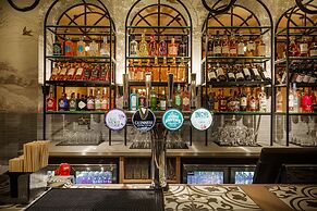 Wynnstay Hotel, Oswestry, Shropshire