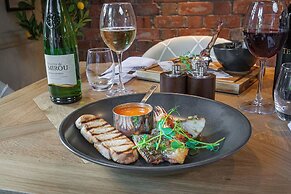 Wynnstay Hotel, Oswestry, Shropshire