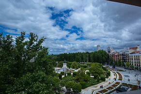 Oriente Palace Apartments