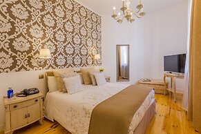 Oriente Palace Apartments