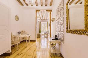 Oriente Palace Apartments