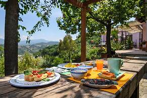 Albachiara Casa Di Campagna B&B