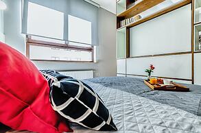 Business Center Phoenix Apartments