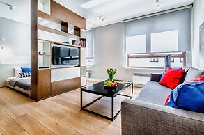 Business Center Phoenix Apartments