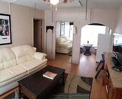 Inn Leather Guest House - Male Only LGBT