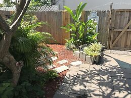 Inn Leather Guest House - Male Only LGBT