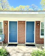 Elk Rapids Lakeshore Inn