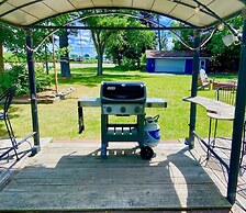 Elk Rapids Lakeshore Inn