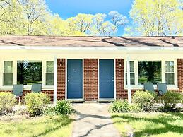 Elk Rapids Lakeshore Inn