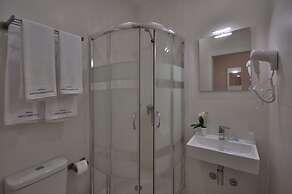 Porto Charming Hotel