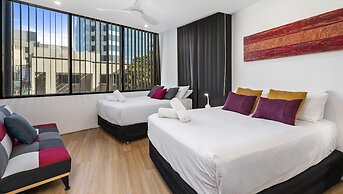 Circle on Cavill - Apartment Stay Private
