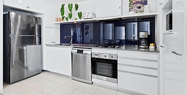 Circle on Cavill - Apartment Stay Private
