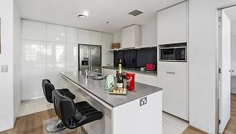 Circle on Cavill - Apartment Stay Private