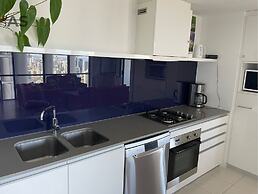 Circle on Cavill - Apartment Stay Private