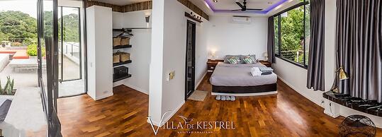 Villa De Kestrel