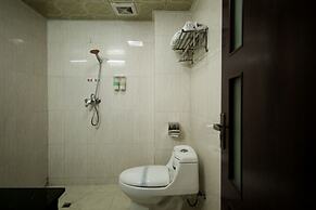 OYO 8027 Li Hu Business Hotel